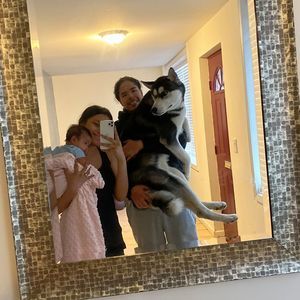 Meet your Posher, Nayeli